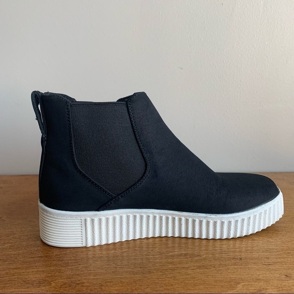 Susina Black Platform Chelsea Ankle Sneaker Boot Slip On Pull On - Picture 14 of 15